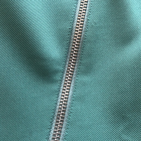 Forest Green pencil skirt - Picture 3 of 3